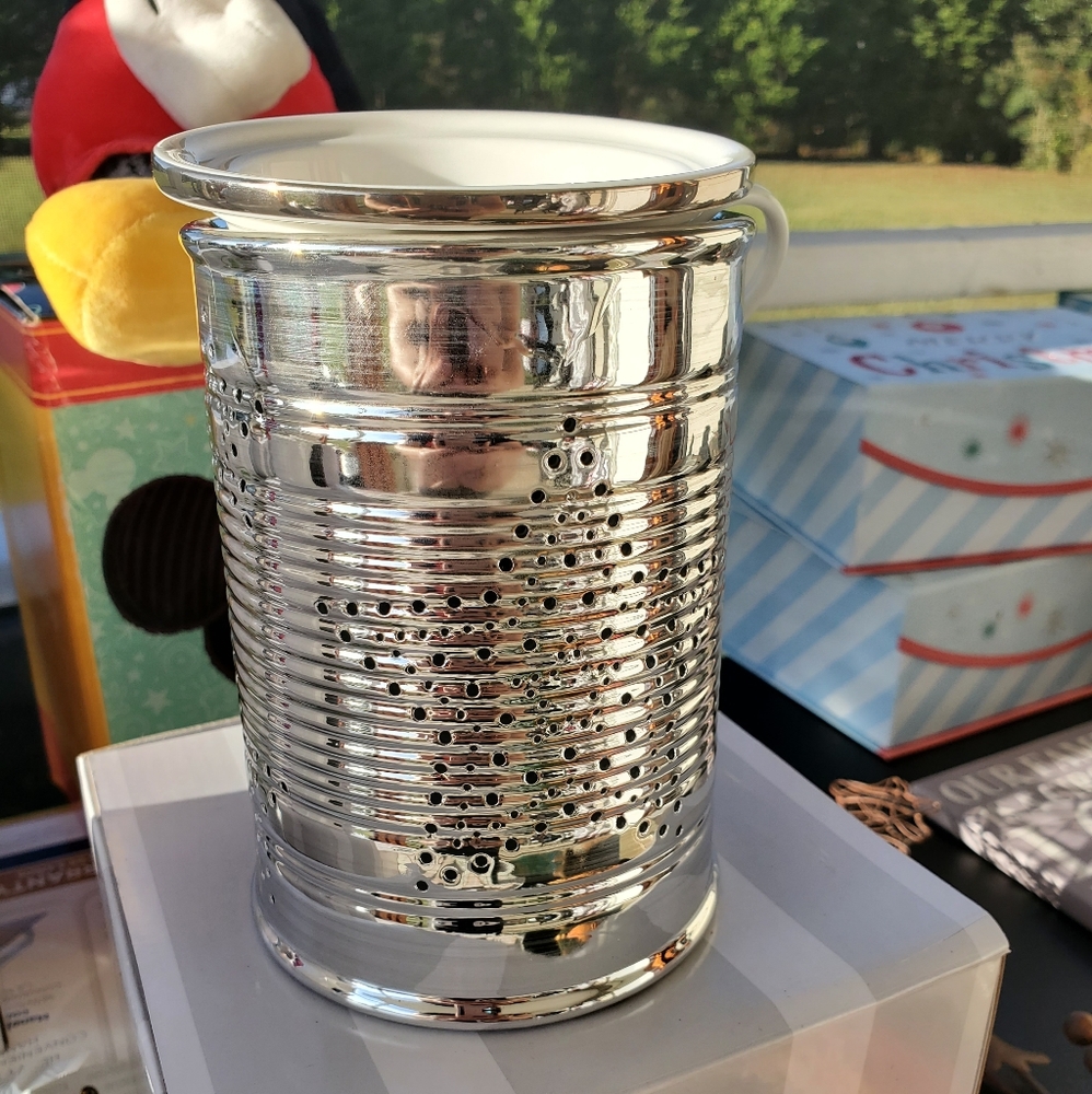 Scentsy Tin Star Warmer